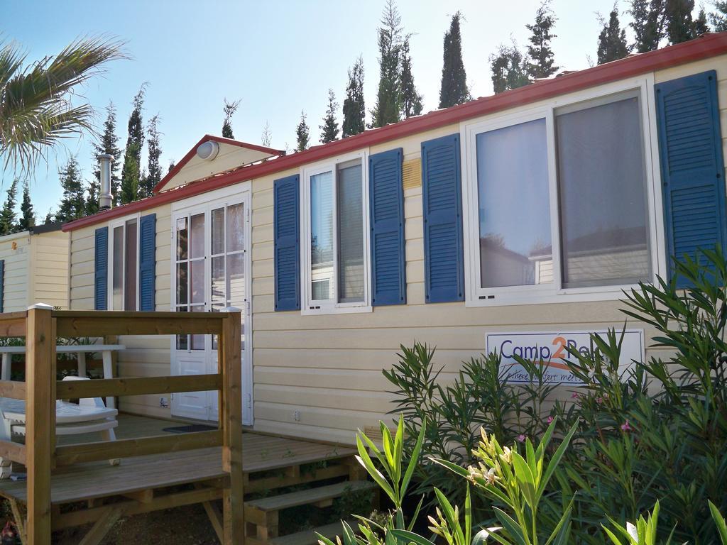 Senia Tucan Camping 2*